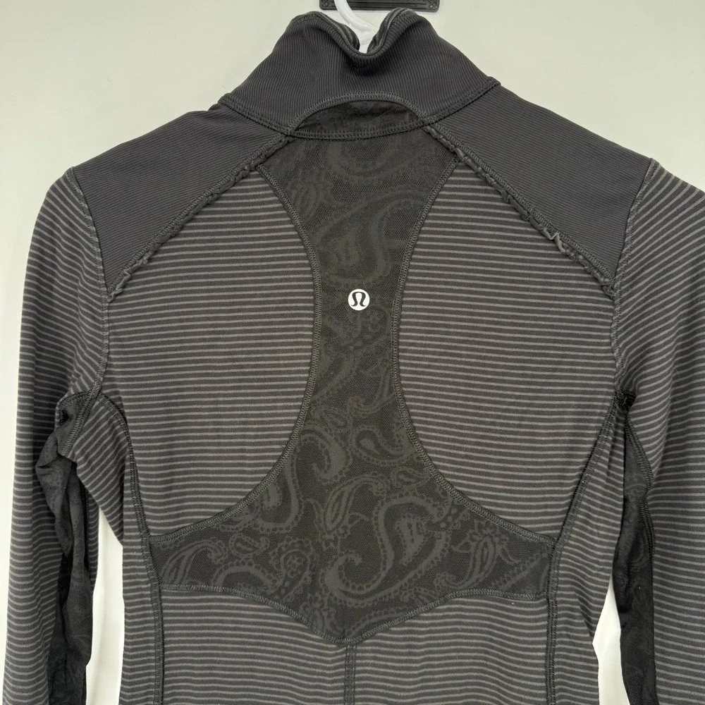Lululemon Athletica Striped Quarter Zip Long Sleeve Athletic Jacket Women's‎ XS